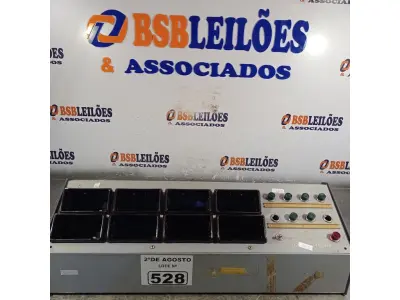 LOTE 528 - 01 BASE PARA CARREGAMENTO DE RÁDIO COMUNICADOR.  (NO ESTADO) ATENÇÃO! FAZER A VISITAÇÃO ANTES DE ARREMATAR, NÃO SABEMOS SE FUNCIONA. LEILÃO NÃO TEM GARANTIA E NEM DEVOLUÇÃO, SUJEITO A POSSÍVEIS AVARIAS VISÍVEIS/OCULTAS E/OU AUSÊNCIA DE COMPONENTES.