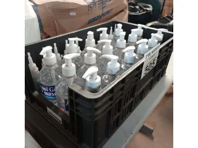 LOTE 505 - 01 LOTE COM VÁRIOS FRASCOS DE ÁLCOOL EM GEL. (NO ESTADO) ATENÇÃO! FAZER A VISITAÇÃO ANTES DE ARREMATAR, NÃO SABEMOS SE FUNCIONA. LEILÃO NÃO TEM GARANTIA E NEM DEVOLUÇÃO, SUJEITO A POSSÍVEIS AVARIAS VISÍVEIS/OCULTAS E/OU AUSÊNCIA DE COMPONENTES).