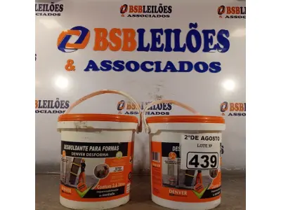 LOTE 439 - 02 BALDES DE DESMOLDANTE PARA FORMAS. 3,6L. (NO ESTADO) ATENÇÃO! FAZER A VISITAÇÃO ANTES DE ARREMATAR, NÃO SABEMOS SE FUNCIONA. LEILÃO NÃO TEM GARANTIA E NEM DEVOLUÇÃO, SUJEITO A POSSÍVEIS AVARIAS VISÍVEIS/OCULTAS E/OU AUSÊNCIA DE COMPONENTES).