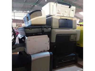 LOTE 477 - 10 IMPRESSORAS MARCAS E MODELOS DIVERSOS PARA RETIRADA DE PEÇAS. (NO ESTADO) ATENÇÃO! FAZER A VISITAÇÃO ANTES DE ARREMATAR, NÃO SABEMOS SE FUNCIONA. LEILÃO NÃO TEM GARANTIA E NEM DEVOLUÇÃO, SUJEITO A POSSÍVEIS AVARIAS VISÍVEIS/OCULTAS E/OU AUSÊNCIA DE COMPONENTES).
