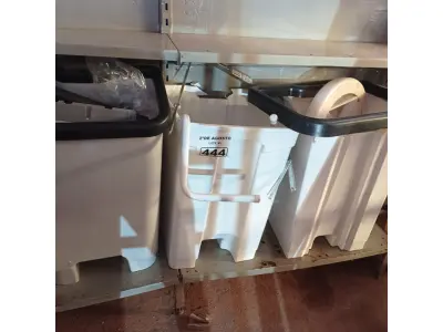 LOTE 444 - 03 LIXEIRAS MARCAS E MODELOS DIVERSOS COM AVARIAS. (NO ESTADO) ATENÇÃO! FAZER A VISITAÇÃO ANTES DE ARREMATAR, NÃO SABEMOS SE FUNCIONA. LEILÃO NÃO TEM GARANTIA E NEM DEVOLUÇÃO, SUJEITO A POSSÍVEIS AVARIAS VISÍVEIS/OCULTAS E/OU AUSÊNCIA DE COMPONENTES).