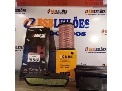 LOTE 556 - 03 RETROVISORES SENDO 01 DA BMW E39/E46, 01 FILTRO DE AR DA DODGE RAM, 01 FILTRO DE AR NISSAN MODELO 16546-OW800.  01 FILTRO DE AR NISSAN MODELO 16546-OW800 E 01 TONNER.  (NO ESTADO) ATENÇÃO! FAZER A VISITAÇÃO ANTES DE ARREMATAR, NÃO SABEMOS SE FUNCIONA. LEILÃO NÃO TEM GARANTIA E NEM DEVOLUÇÃO, SUJEITO A POSSÍVEIS AVARIAS VISÍVEIS/OCULTAS E/OU AUSÊNCIA DE COMPONENTES.