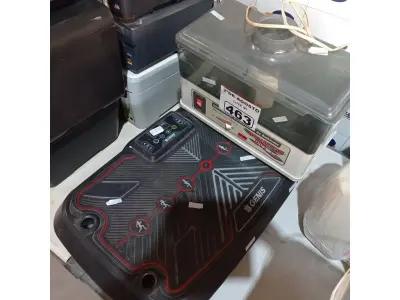 LOTE 463 - 01 UMIDIFICADOR E 01 APARELHO DE GINASTICA. (NO ESTADO) ATENÇÃO! FAZER A VISITAÇÃO ANTES DE ARREMATAR, NÃO SABEMOS SE FUNCIONA. LEILÃO NÃO TEM GARANTIA E NEM DEVOLUÇÃO, SUJEITO A POSSÍVEIS AVARIAS VISÍVEIS/OCULTAS E/OU AUSÊNCIA DE COMPONENTES).