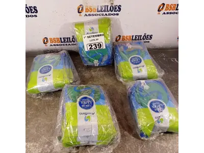 LOTE 239 - 05 PACOTES DE LUVAS DE LÁTEX SILVER TAMANHO “P”. (NO ESTADO) ATENÇÃO! FAZER A VISITAÇÃO ANTES DE ARREMATAR, NÃO SABEMOS SE FUNCIONA. LEILÃO NÃO TEM GARANTIA E NEM DEVOLUÇÃO, SUJEITO A POSSÍVEIS AVARIAS VISÍVEIS/OCULTAS E/OU AUSÊNCIA DE COMPONENTES.