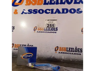 LOTE 255 - 01 CHICOTE DE FIAÇÃO DO FAROL PADRÃO. (NO ESTADO) ATENÇÃO! FAZER A VISITAÇÃO ANTES DE ARREMATAR, NÃO SABEMOS SE FUNCIONA. LEILÃO NÃO TEM GARANTIA E NEM DEVOLUÇÃO, SUJEITO A POSSÍVEIS AVARIAS VISÍVEIS/OCULTAS E/OU AUSÊNCIA DE COMPONENTES.