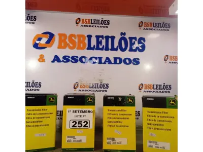 LOTE 252 - 04 FILTROS DE TRANSMISSÃO JOHN DEERE. (NO ESTADO) ATENÇÃO! FAZER A VISITAÇÃO ANTES DE ARREMATAR, NÃO SABEMOS SE FUNCIONA. LEILÃO NÃO TEM GARANTIA E NEM DEVOLUÇÃO, SUJEITO A POSSÍVEIS AVARIAS VISÍVEIS/OCULTAS E/OU AUSÊNCIA DE COMPONENTES.