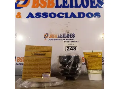 LOTE 248 - 01 COIFA DA HOMOCINÉTICA DO MITSUBISHI ASX. (NO ESTADO) ATENÇÃO! FAZER A VISITAÇÃO ANTES DE ARREMATAR, NÃO SABEMOS SE FUNCIONA. LEILÃO NÃO TEM GARANTIA E NEM DEVOLUÇÃO, SUJEITO A POSSÍVEIS AVARIAS VISÍVEIS/OCULTAS E/OU AUSÊNCIA DE COMPONENTES.
