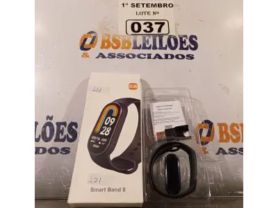 LOTE 037 - 01 RELÓGIO SMART WATCH M8. (NO ESTADO) ATENÇÃO! FAZER A VISITAÇÃO ANTES DE ARREMATAR, NÃO SABEMOS SE FUNCIONA. LEILÃO NÃO TEM GARANTIA E NEM DEVOLUÇÃO, SUJEITO A POSSÍVEIS AVARIAS VISÍVEIS/OCULTAS E/OU AUSÊNCIA DE COMPONENTES.