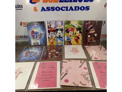 LOTE 432 - 12 QUADROS DECORATIVOS DIVERSOS. (NO ESTADO) ATENÇÃO! FAZER A VISITAÇÃO ANTES DE ARREMATAR, NÃO SABEMOS SE FUNCIONA. LEILÃO NÃO TEM GARANTIA E NEM DEVOLUÇÃO, SUJEITO A POSSÍVEIS AVARIAS VISÍVEIS/OCULTAS E/OU AUSÊNCIA DE COMPONENTES.