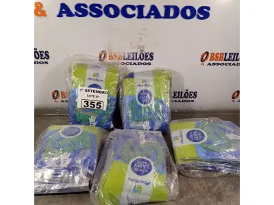 LOTE 355 - 05 PACOTES DE LUVAS DE LÁTEX SILVER TAMANHO “P”. (NO ESTADO) ATENÇÃO! FAZER A VISITAÇÃO ANTES DE ARREMATAR, NÃO SABEMOS SE FUNCIONA. LEILÃO NÃO TEM GARANTIA E NEM DEVOLUÇÃO, SUJEITO A POSSÍVEIS AVARIAS VISÍVEIS/OCULTAS E/OU AUSÊNCIA DE COMPONENTES.