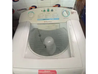 LOTE 336 - 01 LAVADORA DE ROUPAS MARCA ELECTROLUX CAPACIDADE 12KG 127V. (NO ESTADO) ATENÇÃO! FAZER A VISITAÇÃO ANTES DE ARREMATAR, NÃO SABEMOS SE FUNCIONA. LEILÃO NÃO TEM GARANTIA E NEM DEVOLUÇÃO, SUJEITO A POSSÍVEIS AVARIAS VISÍVEIS/OCULTAS E/OU AUSÊNCIA DE COMPONENTES.