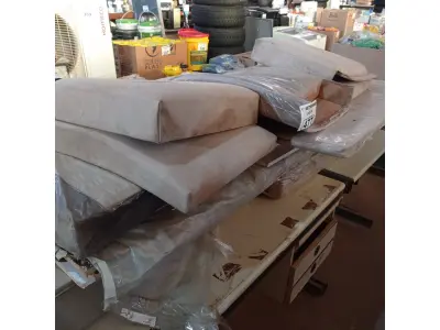 LOTE 477 - 01 LOTE COM VÁRIAS PEÇAS DE MOVEIS DESMONTADAS. (NO ESTADO) ATENÇÃO! FAZER A VISITAÇÃO ANTES DE ARREMATAR, NÃO SABEMOS SE FUNCIONA. LEILÃO NÃO TEM GARANTIA E NEM DEVOLUÇÃO, SUJEITO A POSSÍVEIS AVARIAS VISÍVEIS/OCULTAS E/OU AUSÊNCIA DE COMPONENTES.