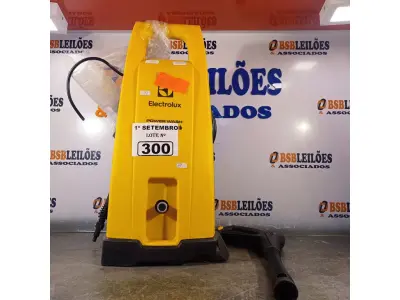 LOTE 300 - 01 LAVADORA DE ALTA PRESSÃO MARCA ELECTROLUX. (NO ESTADO) ATENÇÃO! FAZER A VISITAÇÃO ANTES DE ARREMATAR, NÃO SABEMOS SE FUNCIONA. LEILÃO NÃO TEM GARANTIA E NEM DEVOLUÇÃO, SUJEITO A POSSÍVEIS AVARIAS VISÍVEIS/OCULTAS E/OU AUSÊNCIA DE COMPONENTES.