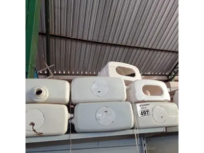 LOTE 497 - 06 CAIXAS DE DESCARGA COM AVARIAS. (NO ESTADO) ATENÇÃO! FAZER A VISITAÇÃO ANTES DE ARREMATAR, NÃO SABEMOS SE FUNCIONA. LEILÃO NÃO TEM GARANTIA E NEM DEVOLUÇÃO, SUJEITO A POSSÍVEIS AVARIAS VISÍVEIS/OCULTAS E/OU AUSÊNCIA DE COMPONENTES.