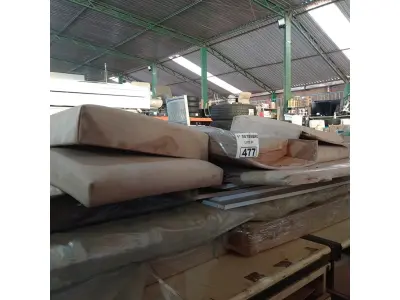 LOTE 477 - 01 LOTE COM VÁRIAS PEÇAS DE MOVEIS DESMONTADAS. (NO ESTADO) ATENÇÃO! FAZER A VISITAÇÃO ANTES DE ARREMATAR, NÃO SABEMOS SE FUNCIONA. LEILÃO NÃO TEM GARANTIA E NEM DEVOLUÇÃO, SUJEITO A POSSÍVEIS AVARIAS VISÍVEIS/OCULTAS E/OU AUSÊNCIA DE COMPONENTES.