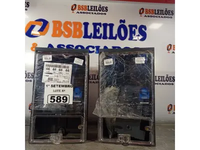 LOTE 589 - 02 QUADROS PARA MEDIDOR DE ENERGIA. (NO ESTADO) ATENÇÃO! FAZER A VISITAÇÃO ANTES DE ARREMATAR, NÃO SABEMOS SE FUNCIONA. LEILÃO NÃO TEM GARANTIA E NEM DEVOLUÇÃO, SUJEITO A POSSÍVEIS AVARIAS VISÍVEIS/OCULTAS E/OU AUSÊNCIA DE COMPONENTES.