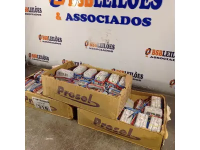 LOTE 318 - 01 LOTE COM GRANDE QUANTIDADE DE REATORES PARA LÂMPADAS FLUORESCENTES 1X40W. (NO ESTADO) ATENÇÃO! FAZER A VISITAÇÃO ANTES DE ARREMATAR, NÃO SABEMOS SE FUNCIONA. LEILÃO NÃO TEM GARANTIA E NEM DEVOLUÇÃO, SUJEITO A POSSÍVEIS AVARIAS VISÍVEIS/OCULTAS E/OU AUSÊNCIA DE COMPONENTES.