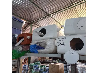 LOTE 554 - 06 CAIXAS DE DESCARGA MARCAS E MODELOS DIVERSOS. (NO ESTADO) ATENÇÃO! FAZER A VISITAÇÃO ANTES DE ARREMATAR, NÃO SABEMOS SE FUNCIONA. LEILÃO NÃO TEM GARANTIA E NEM DEVOLUÇÃO, SUJEITO A POSSÍVEIS AVARIAS VISÍVEIS/OCULTAS E/OU AUSÊNCIA DE COMPONENTES.