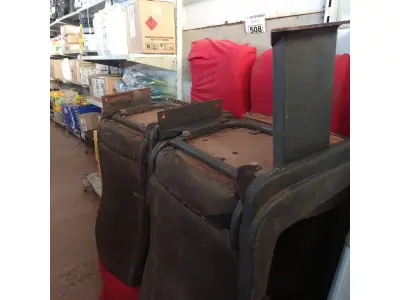 LOTE 508 - 04 BANCOS DA VAN IVECO SENDO 01 DE 02 LUGARES. (NO ESTADO) ATENÇÃO! FAZER A VISITAÇÃO ANTES DE ARREMATAR, NÃO SABEMOS SE FUNCIONA. LEILÃO NÃO TEM GARANTIA E NEM DEVOLUÇÃO, SUJEITO A POSSÍVEIS AVARIAS VISÍVEIS/OCULTAS E/OU AUSÊNCIA DE COMPONENTES.