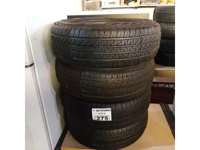 LOTE 275 - 04 PNEUS REMOLD NAS MEDIDAS 185/65/15. (NO ESTADO) ATENÇÃO! FAZER A VISITAÇÃO ANTES DE ARREMATAR, NÃO SABEMOS SE FUNCIONA. LEILÃO NÃO TEM GARANTIA E NEM DEVOLUÇÃO, SUJEITO A POSSÍVEIS AVARIAS VISÍVEIS/OCULTAS E/OU AUSÊNCIA DE COMPONENTES.