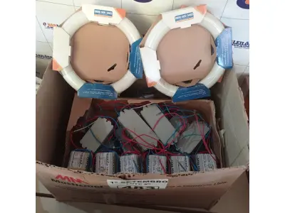 LOTE 483 - 04 LÂMPADAS FLUORESCENTE CIRCULAR E VÁRIOS REATORES MARCAS E MODELOS DIVERSOS. (NO ESTADO) ATENÇÃO! FAZER A VISITAÇÃO ANTES DE ARREMATAR, NÃO SABEMOS SE FUNCIONA. LEILÃO NÃO TEM GARANTIA E NEM DEVOLUÇÃO, SUJEITO A POSSÍVEIS AVARIAS VISÍVEIS/OCULTAS E/OU AUSÊNCIA DE COMPONENTES.