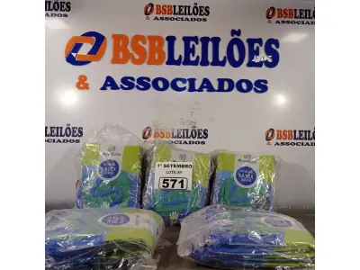 LOTE 571 - 05 PACOTES DE LUVAS DE LÁTEX SILVER TAMANHO “P”. (NO ESTADO) ATENÇÃO! FAZER A VISITAÇÃO ANTES DE ARREMATAR, NÃO SABEMOS SE FUNCIONA. LEILÃO NÃO TEM GARANTIA E NEM DEVOLUÇÃO, SUJEITO A POSSÍVEIS AVARIAS VISÍVEIS/OCULTAS E/OU AUSÊNCIA DE COMPONENTES.