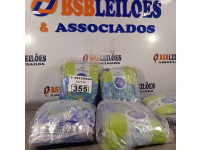 LOTE 355 - 05 PACOTES DE LUVAS DE LÁTEX SILVER TAMANHO “P”. (NO ESTADO) ATENÇÃO! FAZER A VISITAÇÃO ANTES DE ARREMATAR, NÃO SABEMOS SE FUNCIONA. LEILÃO NÃO TEM GARANTIA E NEM DEVOLUÇÃO, SUJEITO A POSSÍVEIS AVARIAS VISÍVEIS/OCULTAS E/OU AUSÊNCIA DE COMPONENTES.