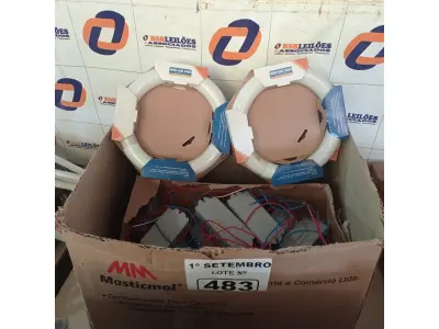 LOTE 483 - 04 LÂMPADAS FLUORESCENTE CIRCULAR E VÁRIOS REATORES MARCAS E MODELOS DIVERSOS. (NO ESTADO) ATENÇÃO! FAZER A VISITAÇÃO ANTES DE ARREMATAR, NÃO SABEMOS SE FUNCIONA. LEILÃO NÃO TEM GARANTIA E NEM DEVOLUÇÃO, SUJEITO A POSSÍVEIS AVARIAS VISÍVEIS/OCULTAS E/OU AUSÊNCIA DE COMPONENTES.