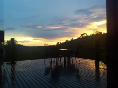 LOTE 001 - 01 LINDA CASA EM SÃO JORGE (MUNICÍPIO ALTO PARAÍSO), NO CORAÇÃO DA CHAPADA DOS VEADEIROS.    CASA DE 130M2, LOTE DA CASA 450M² APROXIMADA. (NO ESTADO)  (DOCUMENTAÇÃO CESSÃO DE DIREITO)