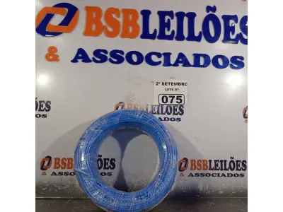 LOTE 075 - 01 ROLO DE CABO FLEXÍVEL 100M 1X4MM NA COR AZUL(NOVO). (NO ESTADO) ATENÇÃO! FAZER A VISITAÇÃO ANTES DE ARREMATAR, NÃO SABEMOS SE FUNCIONA. LEILÃO NÃO TEM GARANTIA E NEM DEVOLUÇÃO, SUJEITO A POSSÍVEIS AVARIAS VISÍVEIS/OCULTAS E/OU AUSÊNCIA DE COMPONENTES.