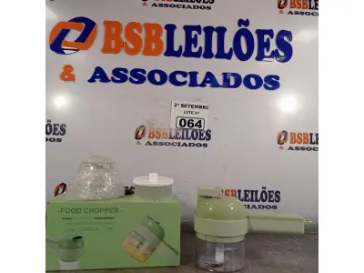 LOTE 064 - 01 TRITURADOR DE ALIMENTOS. (NO ESTADO) ATENÇÃO! FAZER A VISITAÇÃO ANTES DE ARREMATAR, NÃO SABEMOS SE FUNCIONA. LEILÃO NÃO TEM GARANTIA E NEM DEVOLUÇÃO, SUJEITO A POSSÍVEIS AVARIAS VISÍVEIS/OCULTAS E/OU AUSÊNCIA DE COMPONENTES.