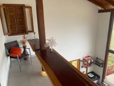 LOTE 001 - 01 LINDA CASA EM SÃO JORGE (MUNICÍPIO ALTO PARAÍSO), NO CORAÇÃO DA CHAPADA DOS VEADEIROS.    CASA DE 130M2, LOTE DA CASA 450M² APROXIMADA. (NO ESTADO)  (DOCUMENTAÇÃO CESSÃO DE DIREITO)