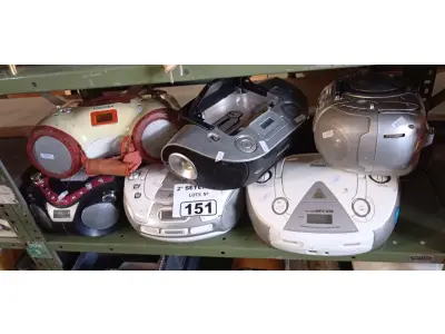 LOTE 151 - 09 APARELHOS DE SOM MARCAS E MODELOS DIVERSOS. (NO ESTADO) ATENÇÃO! FAZER A VISITAÇÃO ANTES DE ARREMATAR, NÃO SABEMOS SE FUNCIONA. LEILÃO NÃO TEM GARANTIA E NEM DEVOLUÇÃO, SUJEITO A POSSÍVEIS AVARIAS VISÍVEIS/OCULTAS E/OU AUSÊNCIA DE COMPONENTES.