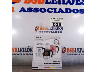 LOTE 029 - 01 COPO MISTURADOR ELÉTRICO. (NO ESTADO) ATENÇÃO! FAZER A VISITAÇÃO ANTES DE ARREMATAR, NÃO SABEMOS SE FUNCIONA. LEILÃO NÃO TEM GARANTIA E NEM DEVOLUÇÃO, SUJEITO A POSSÍVEIS AVARIAS VISÍVEIS/OCULTAS E/OU AUSÊNCIA DE COMPONENTES.