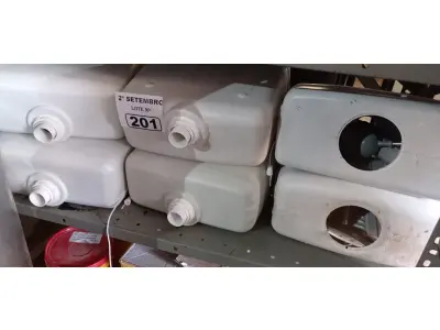 LOTE 201 - 06 CAIXAS DE DESCARGA MARCAS E MODELOS DIVERSOS COM AVARIAS. (NO ESTADO) ATENÇÃO! FAZER A VISITAÇÃO ANTES DE ARREMATAR, NÃO SABEMOS SE FUNCIONA. LEILÃO NÃO TEM GARANTIA E NEM DEVOLUÇÃO, SUJEITO A POSSÍVEIS AVARIAS VISÍVEIS/OCULTAS E/OU AUSÊNCIA DE COMPONENTES.