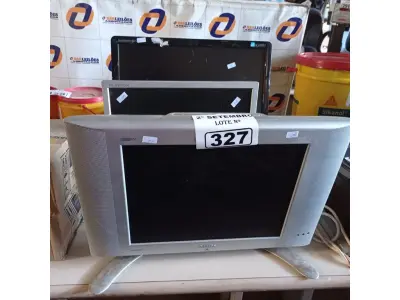 LOTE 327 - 07 MONITORES MARCAS E MODELOS DIVERSOS. (NO ESTADO) ATENÇÃO! FAZER A VISITAÇÃO ANTES DE ARREMATAR, NÃO SABEMOS SE FUNCIONA. LEILÃO NÃO TEM GARANTIA E NEM DEVOLUÇÃO, SUJEITO A POSSÍVEIS AVARIAS VISÍVEIS/OCULTAS E/OU AUSÊNCIA DE COMPONENTES.