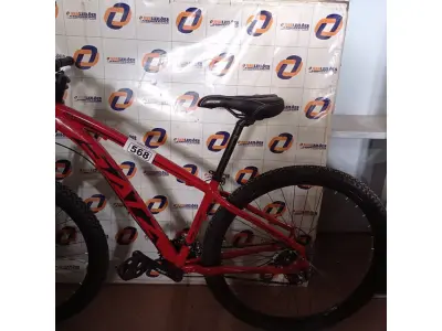LOTE 568 - 01 BICICLETA ARO 29. (NO ESTADO) ATENÇÃO! FAZER A VISITAÇÃO ANTES DE ARREMATAR, NÃO SABEMOS SE FUNCIONA. LEILÃO NÃO TEM GARANTIA E NEM DEVOLUÇÃO, SUJEITO A POSSÍVEIS AVARIAS VISÍVEIS/OCULTAS E/OU AUSÊNCIA DE COMPONENTES.