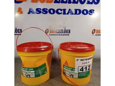 LOTE 412 - 02 BALDES DE SIKACRYL-203, SELANTE ACRÍLICO FLEXÍVEL 5KG. (NO ESTADO) ATENÇÃO! FAZER A VISITAÇÃO ANTES DE ARREMATAR, NÃO SABEMOS SE FUNCIONA. LEILÃO NÃO TEM GARANTIA E NEM DEVOLUÇÃO, SUJEITO A POSSÍVEIS AVARIAS VISÍVEIS/OCULTAS E/OU AUSÊNCIA DE COMPONENTES.