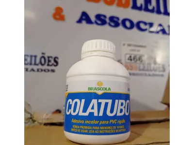 LOTE 466 - 02 CAIXAS COM COLA TUBO ST 175G COM 15 FRASCOS CADA. (NO ESTADO) ATENÇÃO! FAZER A VISITAÇÃO ANTES DE ARREMATAR, NÃO SABEMOS SE FUNCIONA. LEILÃO NÃO TEM GARANTIA E NEM DEVOLUÇÃO, SUJEITO A POSSÍVEIS AVARIAS VISÍVEIS/OCULTAS E/OU AUSÊNCIA DE COMPONENTES.