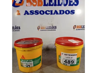 LOTE 489 - 02 BALDES DE SIKACRYL-203, SELANTE ACRÍLICO FLEXÍVEL 5KG. (NO ESTADO) ATENÇÃO! FAZER A VISITAÇÃO ANTES DE ARREMATAR, NÃO SABEMOS SE FUNCIONA. LEILÃO NÃO TEM GARANTIA E NEM DEVOLUÇÃO, SUJEITO A POSSÍVEIS AVARIAS VISÍVEIS/OCULTAS E/OU AUSÊNCIA DE COMPONENTES.