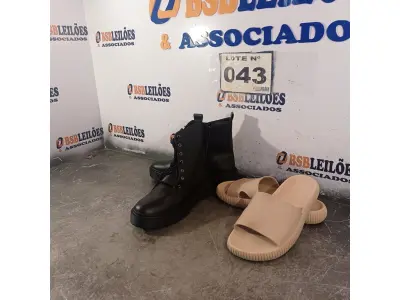 LOTE 043 - 02 – PARES DE CALÇADOS FEMININO Nº 38 (NO ESTADO, NÃO SABEMOS SE FUNCIONA. LEILÃO NÃO TEM GARANTIA E NEM DEVOLUÇÃO, SUJEITO A POSSÍVEIS AVARIAS VISÍVEIS/OCULTAS E/OU AUSÊNCIA DE COMPONENTES)
