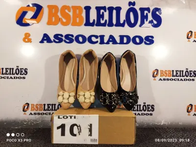 LOTE 101 - 02 – PARES DE CALÇADOS FEMININO Nº 35 (NO ESTADO, NÃO SABEMOS SE FUNCIONA. LEILÃO NÃO TEM GARANTIA E NEM DEVOLUÇÃO, SUJEITO A POSSÍVEIS AVARIAS VISÍVEIS/OCULTAS E/OU AUSÊNCIA DE COMPONENTES)