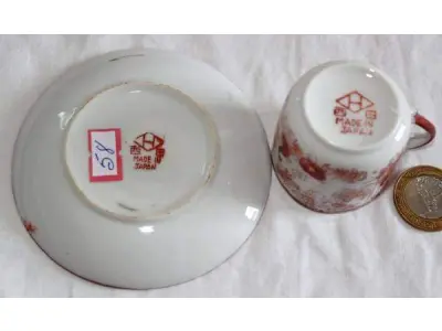 LOTE 010 - XÍCARA DE CAFÉ IMPORTADA DO JAPÃO DE COLEÇÃO PORCELANA CASCA DE OVO (NO ESTADO)