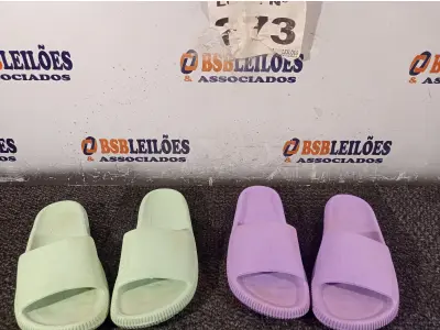 LOTE 273 - 02 – PARES DE CALÇADOS FEMININO Nº 37 (NO ESTADO, NÃO SABEMOS SE FUNCIONA. LEILÃO NÃO TEM GARANTIA E NEM DEVOLUÇÃO, SUJEITO A POSSÍVEIS AVARIAS VISÍVEIS/OCULTAS E/OU AUSÊNCIA DE COMPONENTES)