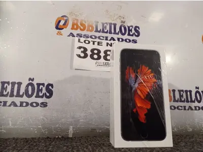 LOTE 388 - 01 - IPHONE 6S 32 GB CINZA LACRADO (NO ESTADO, NÃO SABEMOS SE FUNCIONA. LEILÃO NÃO TEM GARANTIA E NEM DEVOLUÇÃO, SUJEITO A POSSÍVEIS AVARIAS VISÍVEIS/OCULTAS E/OU AUSÊNCIA DE COMPONENTES)