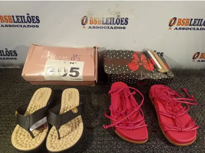 LOTE 305 - 02 – PARES DE CALÇADOS FEMININO Nº 39 (NO ESTADO, NÃO SABEMOS SE FUNCIONA. LEILÃO NÃO TEM GARANTIA E NEM DEVOLUÇÃO, SUJEITO A POSSÍVEIS AVARIAS VISÍVEIS/OCULTAS E/OU AUSÊNCIA DE COMPONENTES)