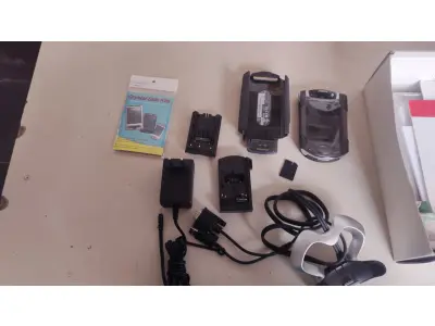 LOTE 427 - 02 IPAQ MARCA COMPAQ COM ACESSÓRIOS (NO ESTADO)
