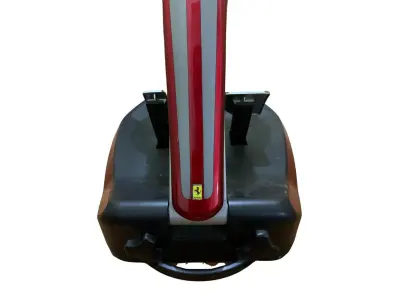 LOTE 309 - VOLANTE FERRARI WIRELESS GT COCKPIT 430 SCUDERIA USADO A TEMPOS FOI GUARDADO NUNCA MAIS USADO (NO ESTADO)