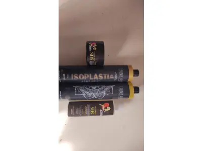 LOTE 377 - KIT PRA SALÃO MARCAS CONHECIDA EM SP E RIO DE JANEIRO KIT DESSE VALE MAIS DE 300 REAIS. (NO ESTADO)
