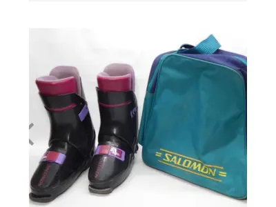LOTE 235 - BOTAS DE ESQUIAR, SALOMON, MODELO SX42, (NO ESTADO)